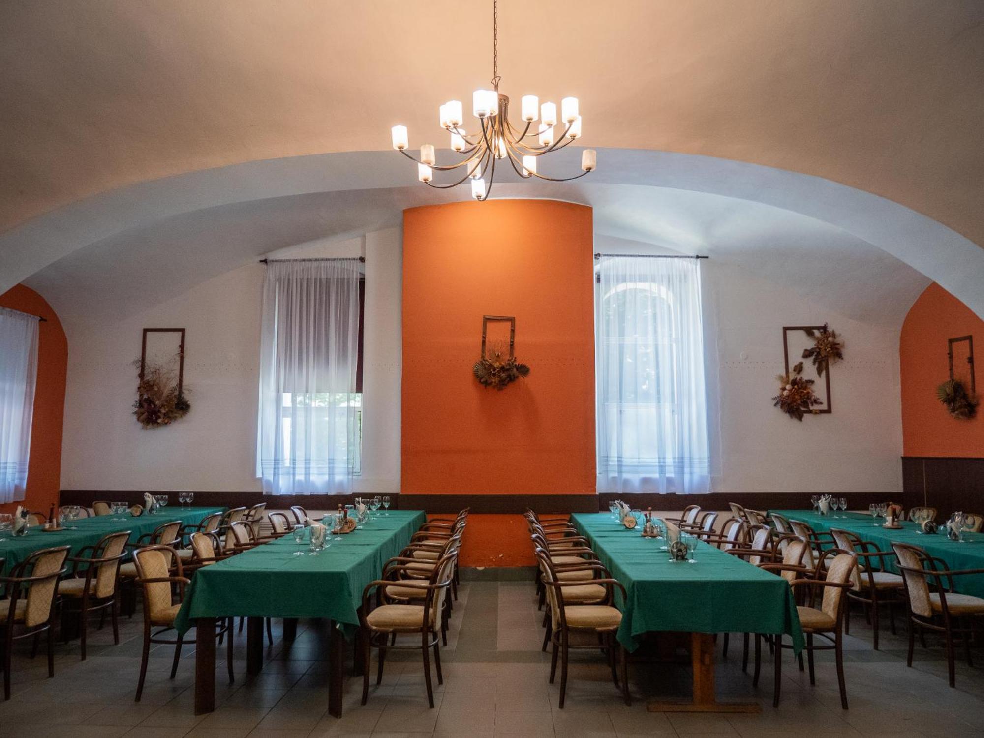 Hotel Club Vranovská Ves Dış mekan fotoğraf
