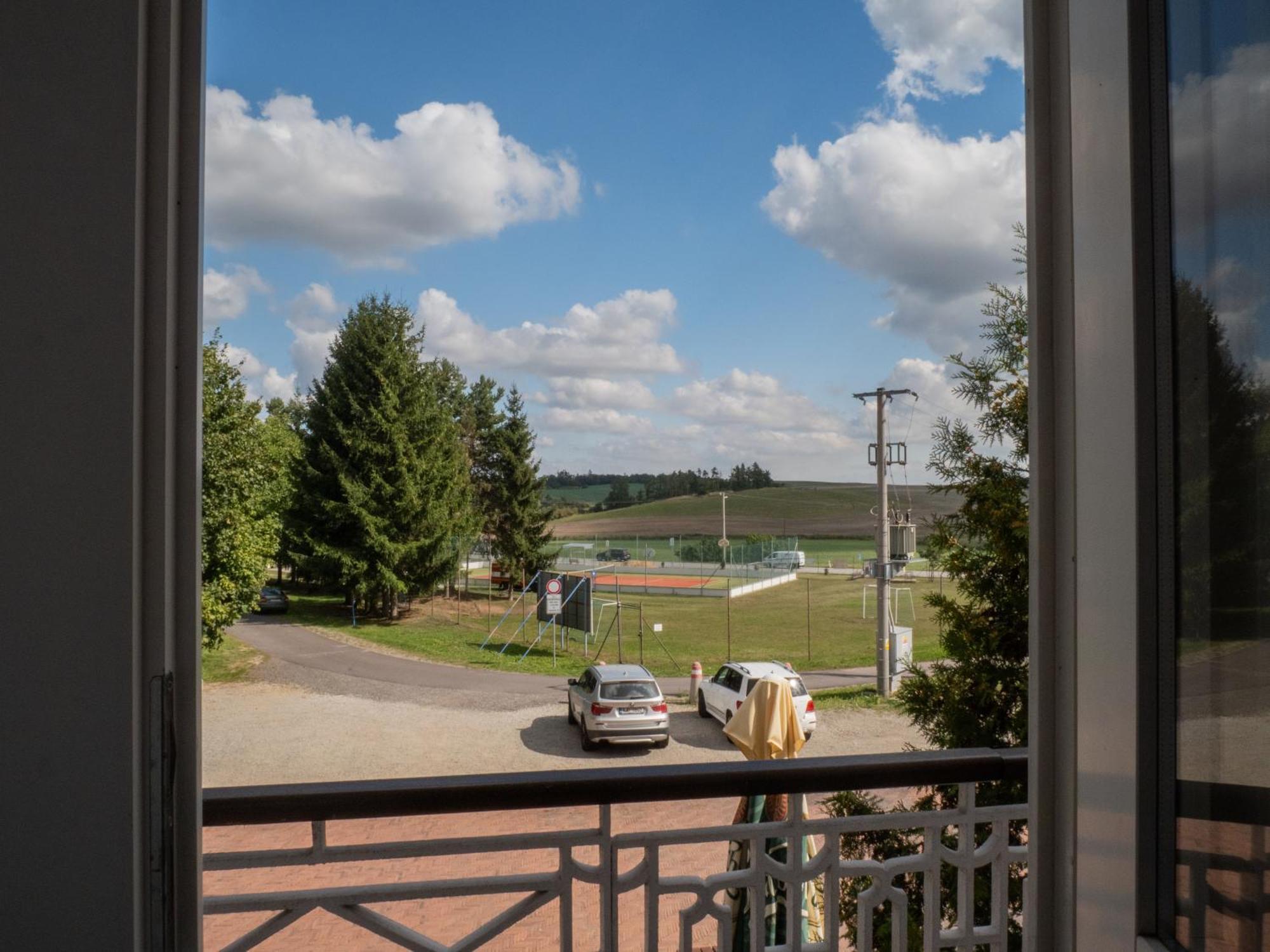 Hotel Club Vranovská Ves Dış mekan fotoğraf