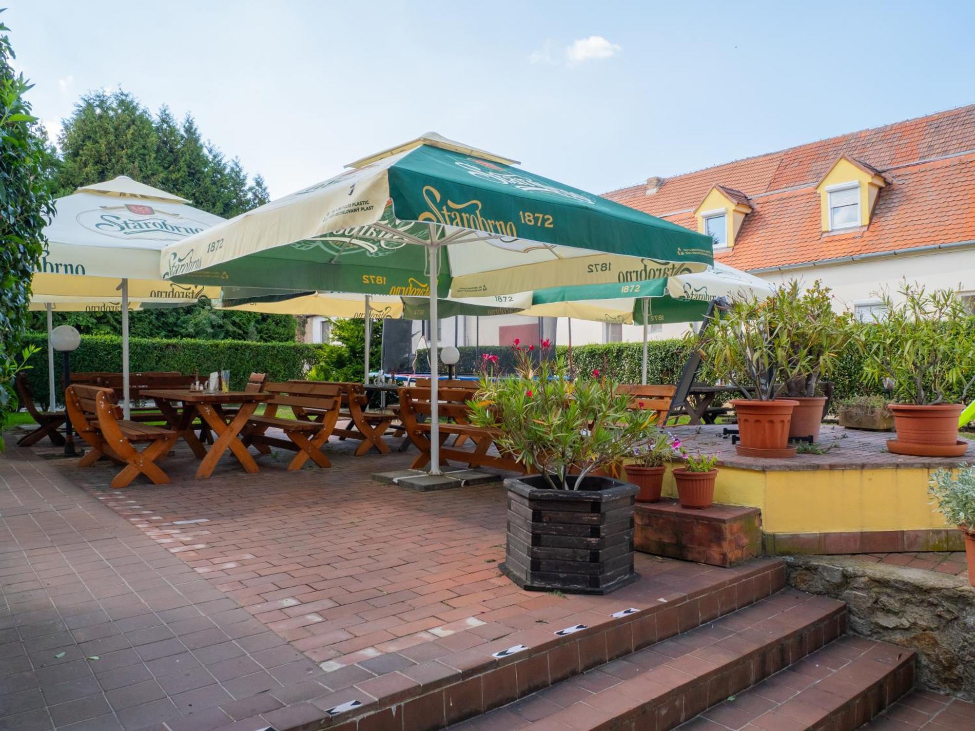 Hotel Club Vranovská Ves Dış mekan fotoğraf