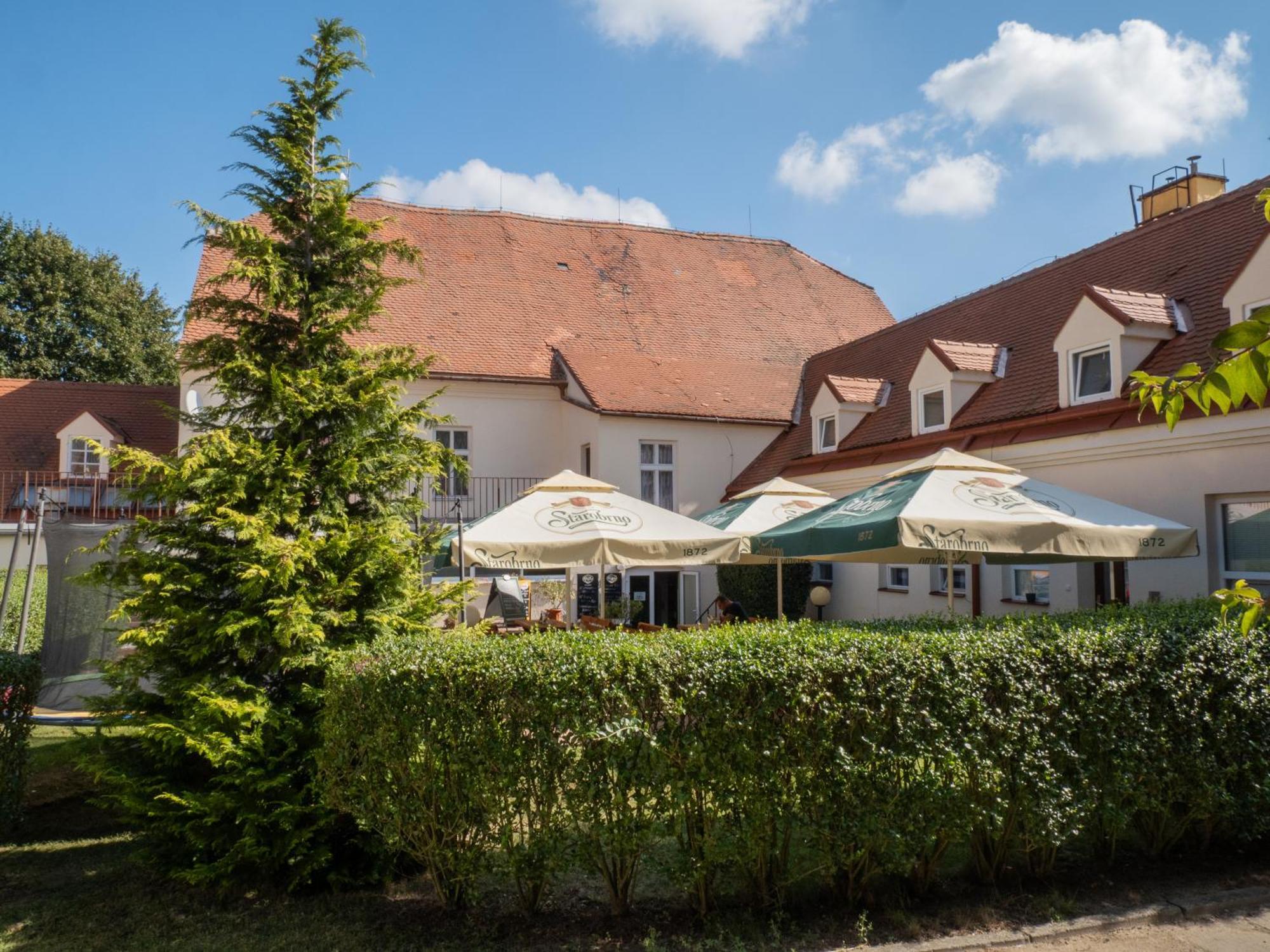 Hotel Club Vranovská Ves Dış mekan fotoğraf