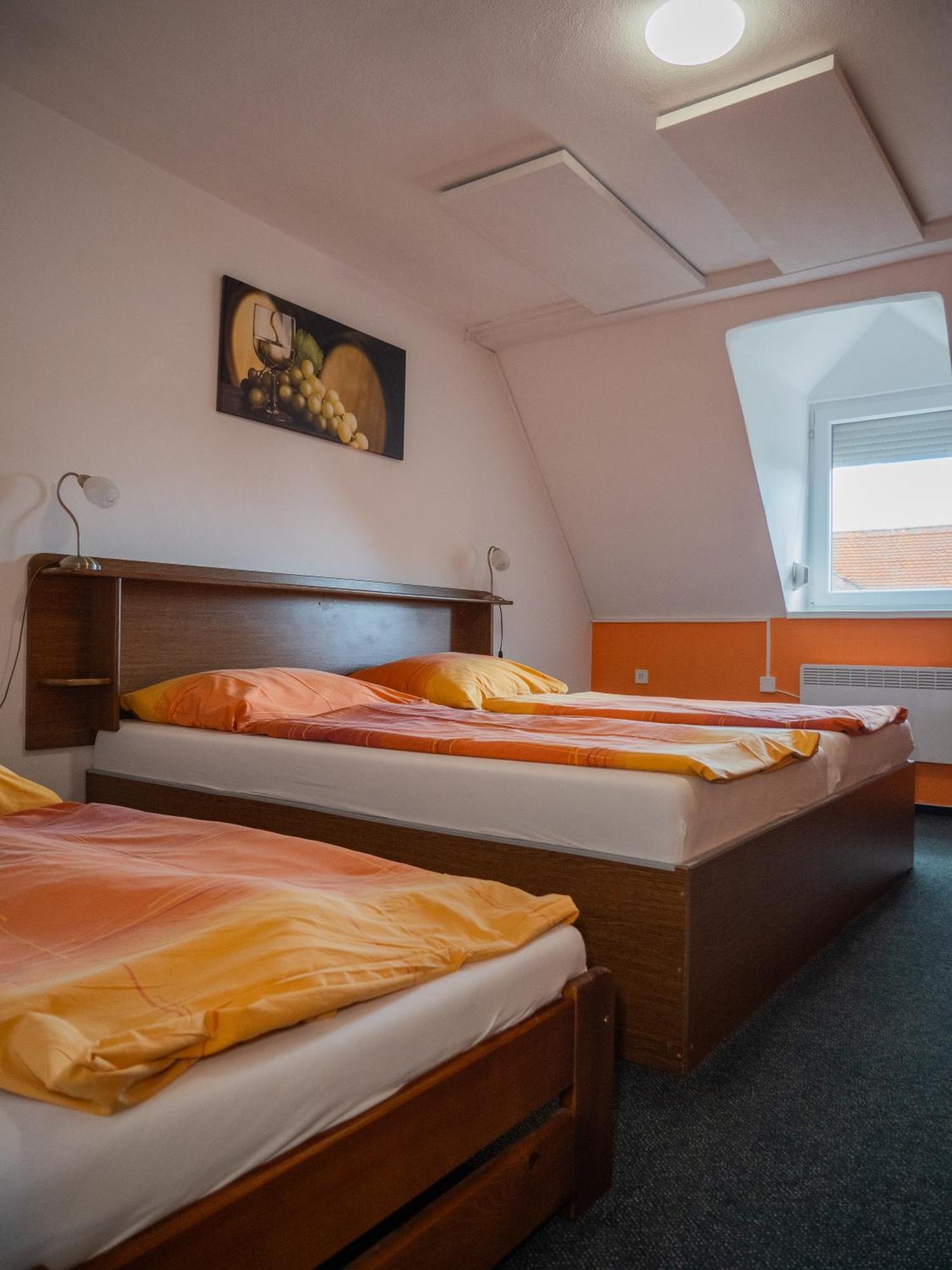 Hotel Club Vranovská Ves Dış mekan fotoğraf