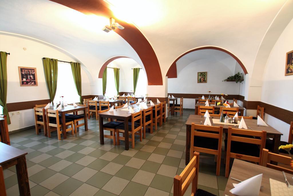 Hotel Club Vranovská Ves Dış mekan fotoğraf
